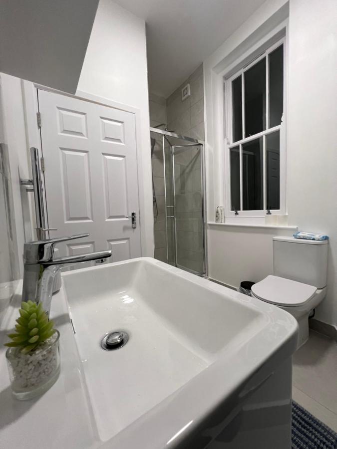 London Comfort Stay Bagian luar foto